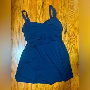 Super flattering maternity bathing suit